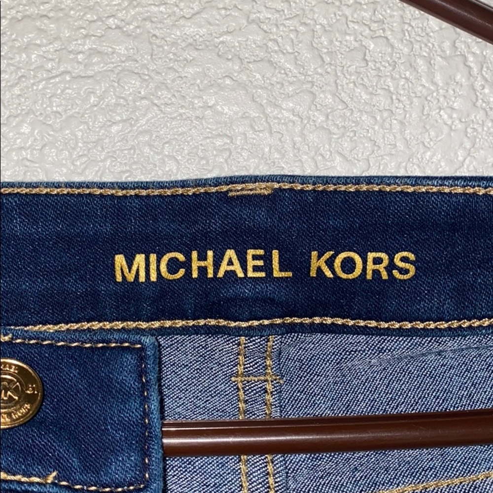 Jeans - Picture 2 of 3